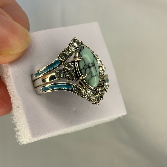 New three in one Turquoise Ring with Mojssanite Silver plated 3 piece ring set - Picture 4 of 8
